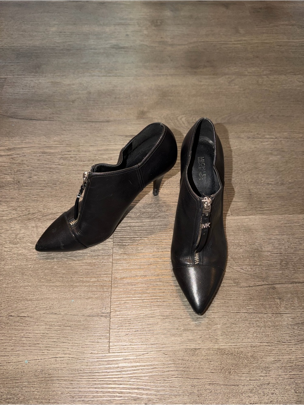 Michael Korz Black Pointed-Toe Leather Zip Ankle Pumps